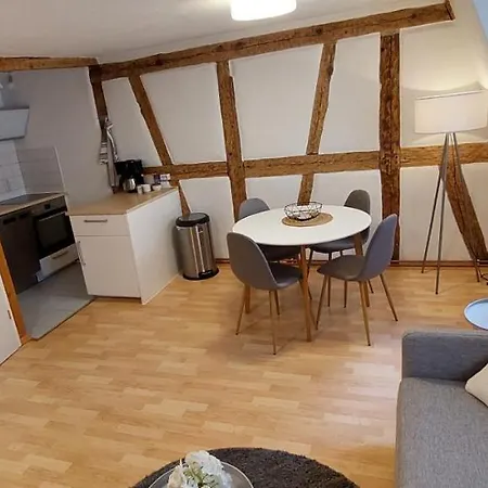 Zentrale Altbauwohnung Mit Flair Schwaebisch Hall Exterior photo